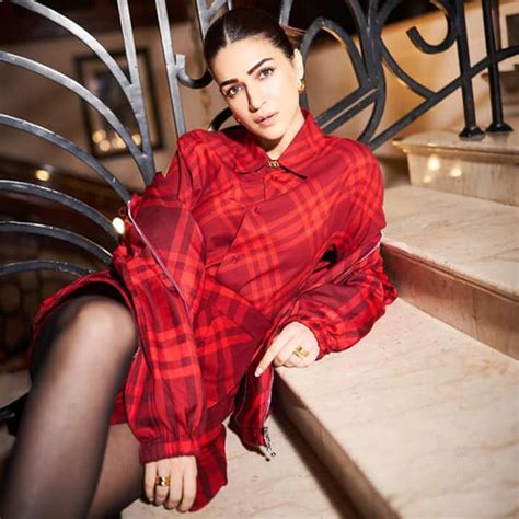 Kriti Sanon Looks Uber Cool in Striped Red Co-ord Set and Matching ...