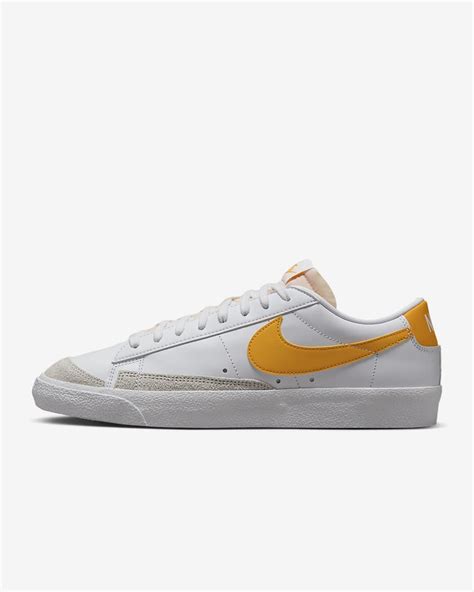 Nike Blazer Low '77 Vintage Men's Shoes. Nike IN