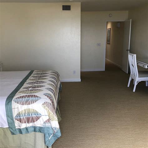 TORTUGA BEACH CLUB RESORT (Sanibel Island) - 2025 Apartment Reviews ...