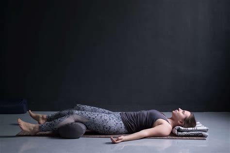Yoga Nidra: Steps to do Yoga Nidra & its Benefits| Seema