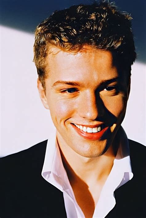 Best 12 The 40 Biggest Teen Heartthrobs Of The 90s – Artofit