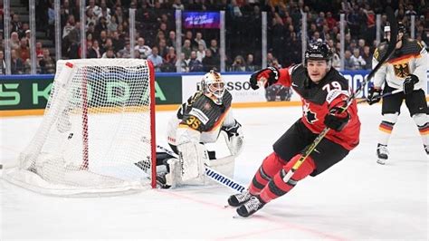 Hockey World 的图像结果