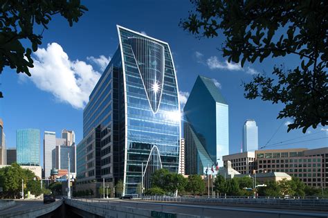 Hunt Oil Company Headquarters - The Beck Group