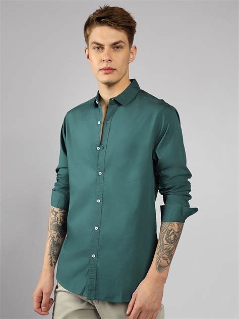 Men's Solid Slim Fit Shirt with Spread Collar – DENNIS LINGO