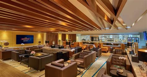 Kuala Lumpur International Airport (KLIA T1/T2) Sky Suite Airport ...