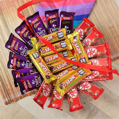 Buy 25 pcs Chocolates Basket Online at Best Price | Od