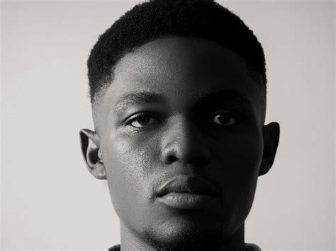 Face Symmetry Checker – AI Facial Symmetry Analyzer & Picture Test