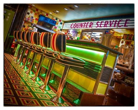 LAUREL DINER, Long Beach - Menu, Prices & Restaurant Reviews - Tripadvisor