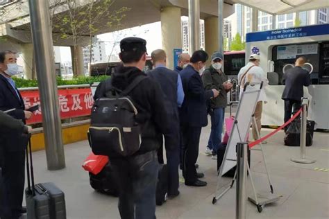 来返乘客随到随检 海尔生物医疗核酸采样舱让淄博旅客火车站口就能做核酸_凤凰网商业_凤凰网