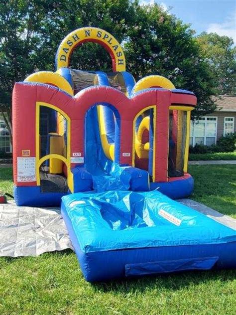 Dash-N-Splash Bounce House (Wet Combo) - Shining Knight Party Rentals
