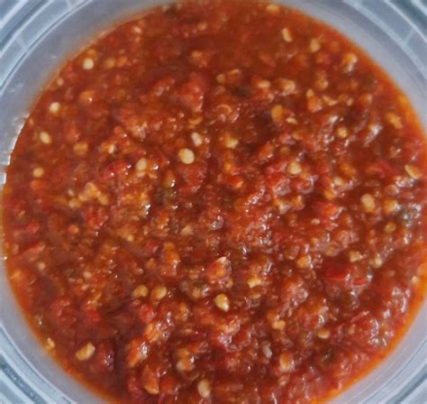 Easy Homemade Cayenne Pepper Hot Sauce Recipe – Fresh, Spicy ...