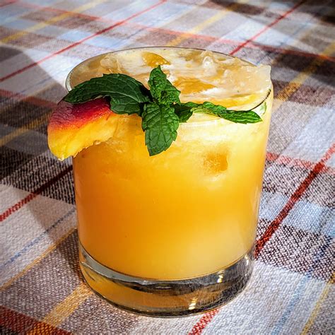 Bourbon Peach Smash: Starting my weekend off right : r/cocktails