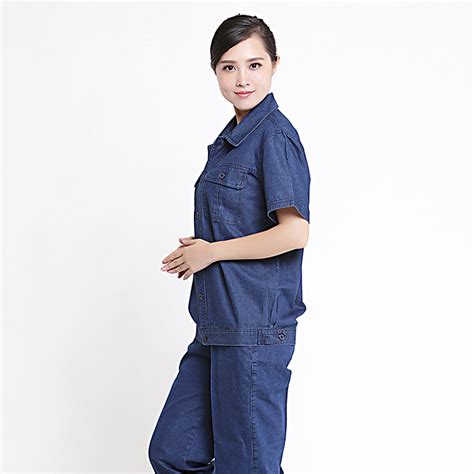 Working Clothes 的图像结果