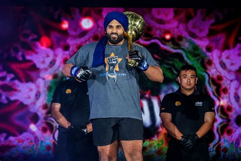प्रो रेसलिंग के बहुत बड़े फैन हैं अर्जन भुल्लर - ONE Championship – The ...