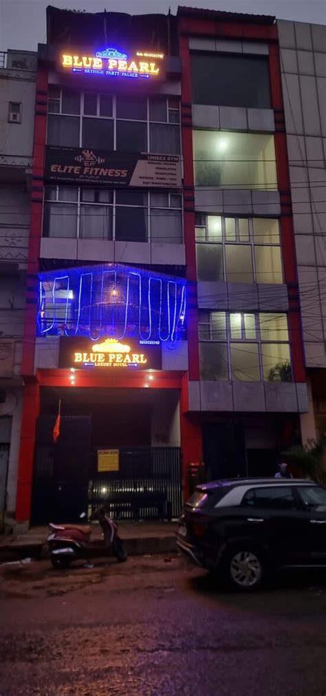 BLUE PEARL LUXURY HOTEL (New Delhi) - Inn Reviews & Photos - Tripadvisor
