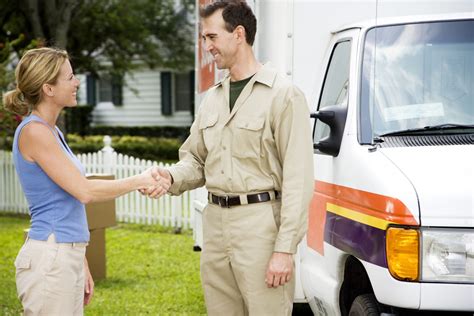 How Much to Tip Movers: A Complete Guide - Neighbor Blog