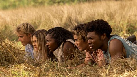 “Outer Banks” Staffel 4: Auf diese 3 Fragen brauchen wir dringend eine ...