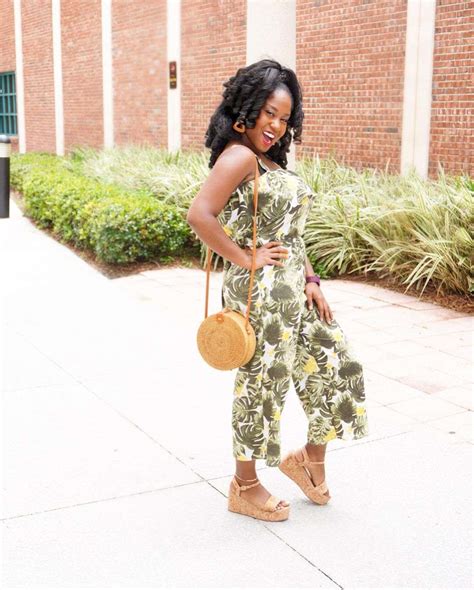 Dress Casually Formal 的图像结果