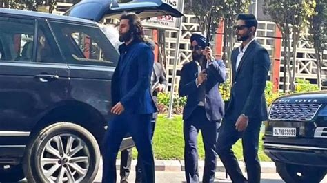 Ranbir Kapoor's 'gangster look' from sets of Animal leaked, netizens ...