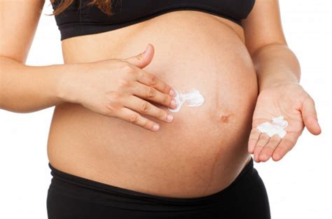 How to avoid Stretch Marks, Spots and Varicose Veins in Pregnancy