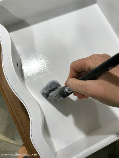 https://www.justthewoods.com/wp-content/uploads/2020/02/distress-furniture-sealer.jpg