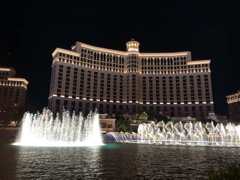 Must-Do's Things to Do in Las Vegas - Revealed Travel Guides - where to go in las vegas