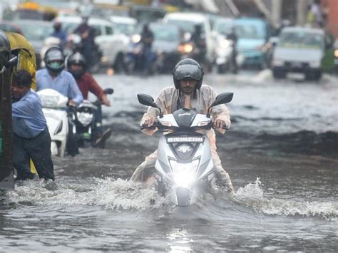 This Picture Is Enough To Show How People Suffered During Rains In Gurugram