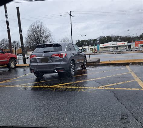 People that see No Parking areas as a special spot saved just for them. : r/mildlyinfuriating