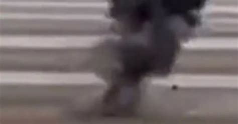 Bomb Exploding in Water 的图像结果