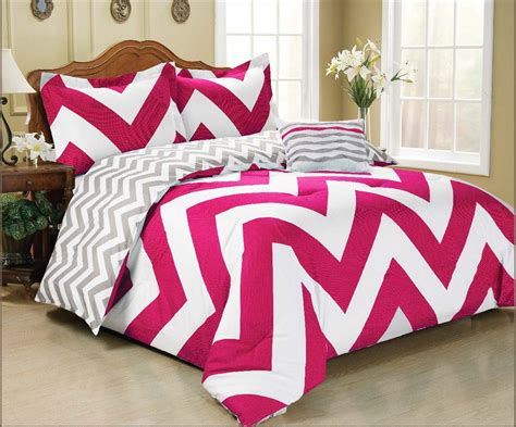 4 Pc Zig Zag Reversible Chevron Comforter Set Hot Pink Grey White New ...