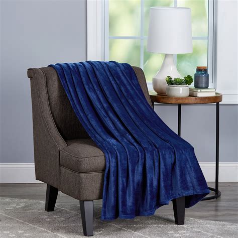 Velvet Throw – Oversized Microfiber Velvet Solid Polyester Throw ...