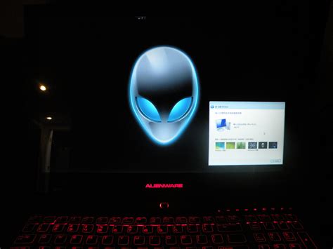 Alienware M17x Inside 的图像结果