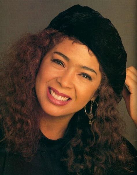 FLASHDANCE (EN ESPAÑOL) - Irene Cara - LETRAS.COM