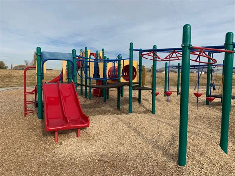 REVIEW OF EMMA RUSSELL PARK, ROY, UT - Weber County Playgrounds