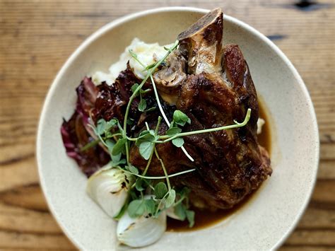 Solstice Wood Fire Pizza, Cafe & Bar