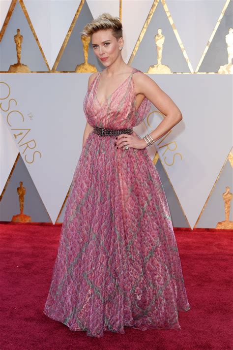 Scarlett Johansson – Oscars 2017 Red Carpet in Hollywood • CelebMafia