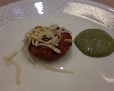 RADHA KRISHNA - TASTE OF JOY, Mumbai - Andheri West/Versova ...
