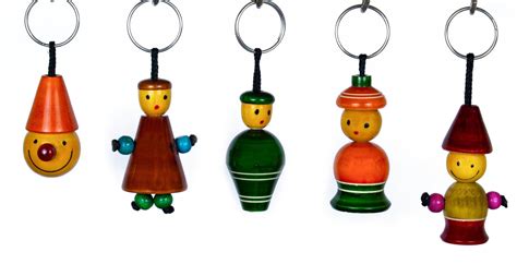 fridge magnets|wooden handicrafts|custom wooden gifts|channapatna toys ...