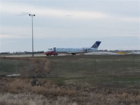 Plane Makes Emergency Landing in Pierre | Radio 570 WNAX