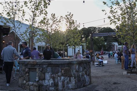 314 Beer Garden Opens at Former SoNo Marketplace — CT Bites