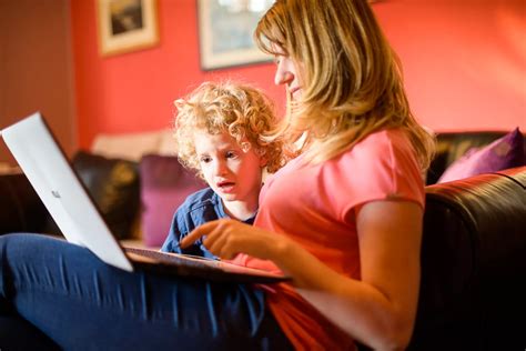 Parents Use Internet 的图像结果