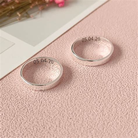 Personalized Couple Rings with Engraving