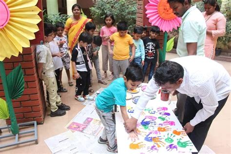 Academics & Curricular Activities - RNLES, Latur