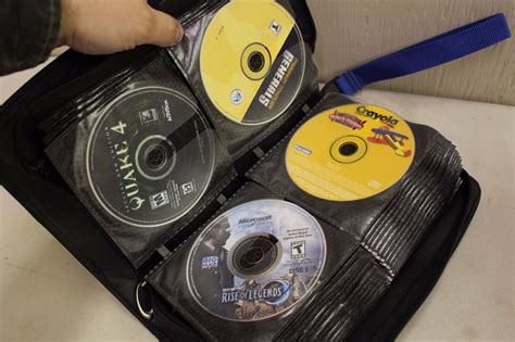 Computer Game CD 的图像结果