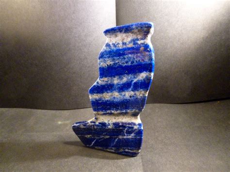 Astrological Benefits of Lapis Lazuli – Precious Earth
