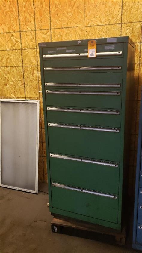 Lista tool cabinet. 66Tx28Wx29D.