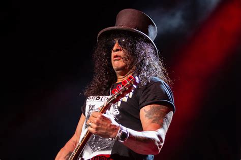 Check Out Slash’s New Solo Album Online!