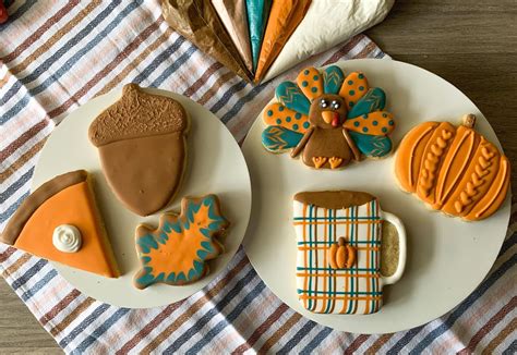 12pm Thanksgiving Sugar Cookie Decorating Class, The Black Canary ...