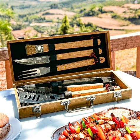 Personalized BBQ Gift Set – Custom Engraved Grill Tools in Bamboo Case ...