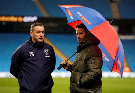 West Ham United: Fans call for David Moyes to be sacked and replaced by ...